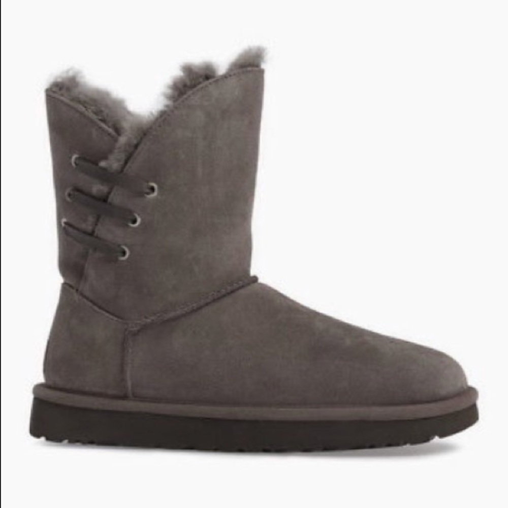 NEW IN BOX UGG AUSTRALIA CONSTANTINE WOMEN'S BOOTS